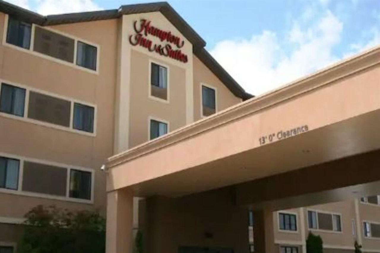 Hampton Inn & Suites Берлингтон Экстерьер фото