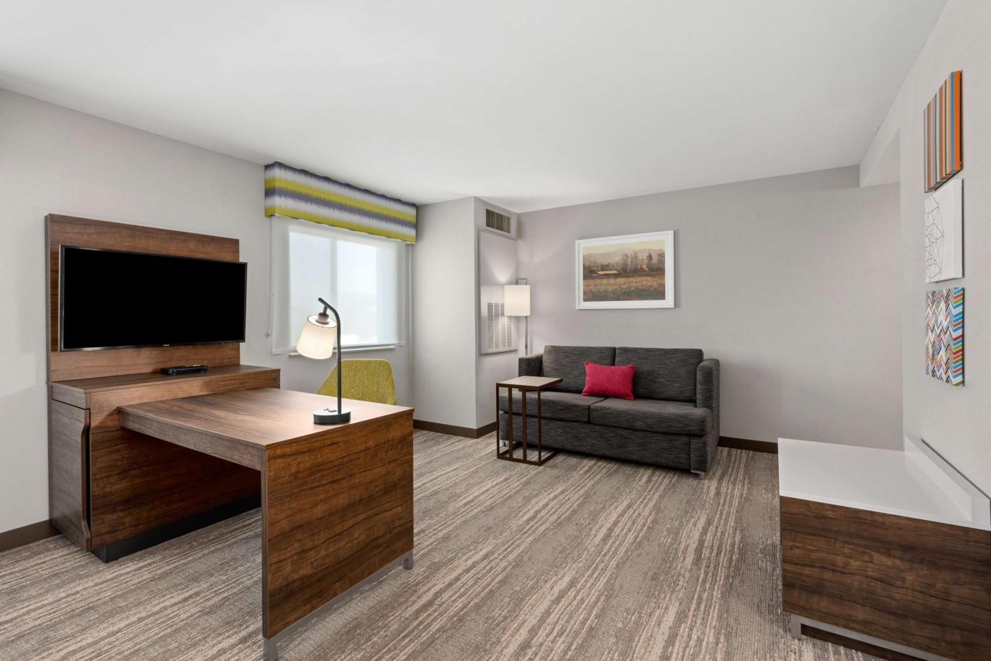 Hampton Inn & Suites Берлингтон Экстерьер фото
