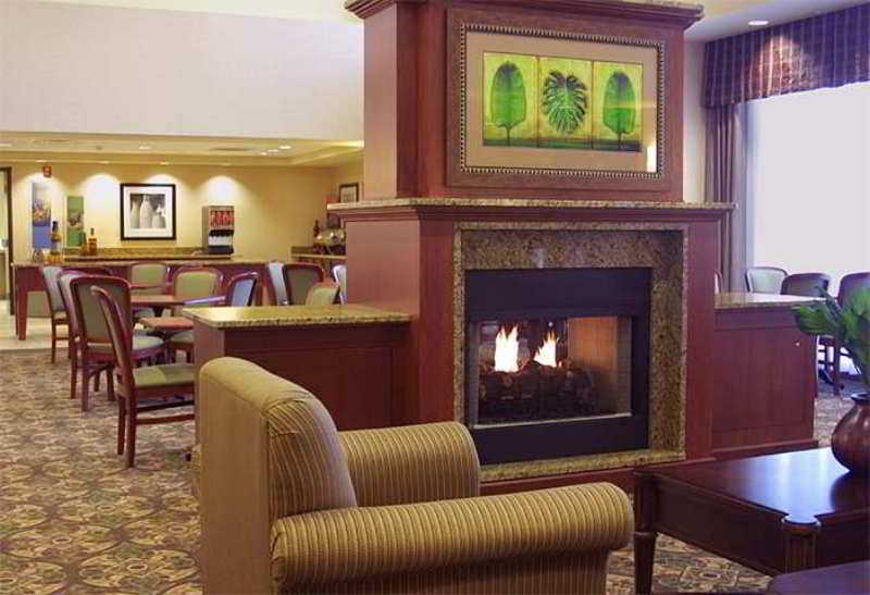 Hampton Inn & Suites Берлингтон Ресторан фото